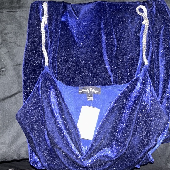 Dress - Picture 2 of 5